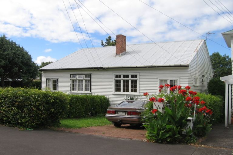 Photo of property in 3/2c Valley Road, Mount Eden, Auckland, 1024