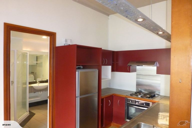 Photo of property in Pirie Street Townhouses, 28/35 Pirie Street, Mount Victoria, Wellington, 6011