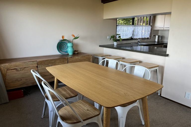 Photo of property in 3 Malters Place, Browns Bay, Auckland, 0630