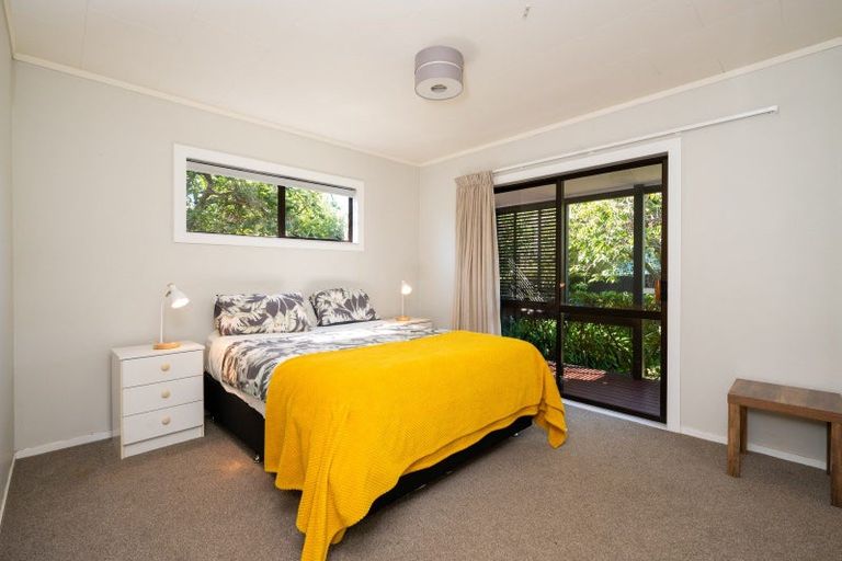 Photo of property in 9 Redwood Place, Te Awanga, 4102