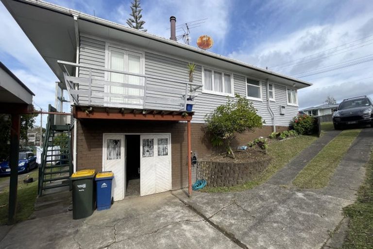 Photo of property in 10 Mildmay Road, Henderson, Auckland, 0610