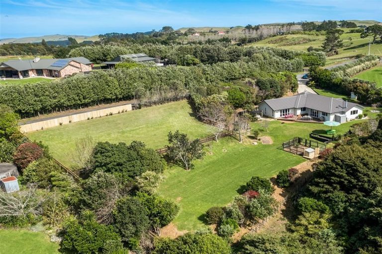 Photo of property in 402f Awhitu Central Road, Awhitu, Waiuku, 2684