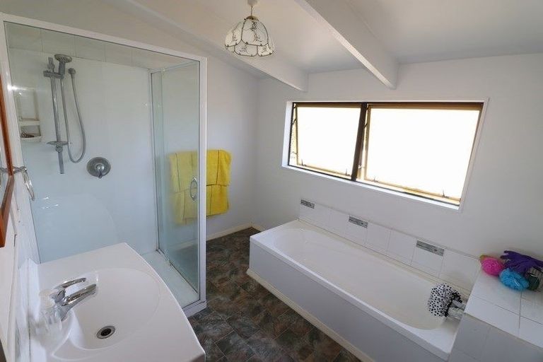 Photo of property in 3 Moray Place, Durie Hill, Whanganui, 4500