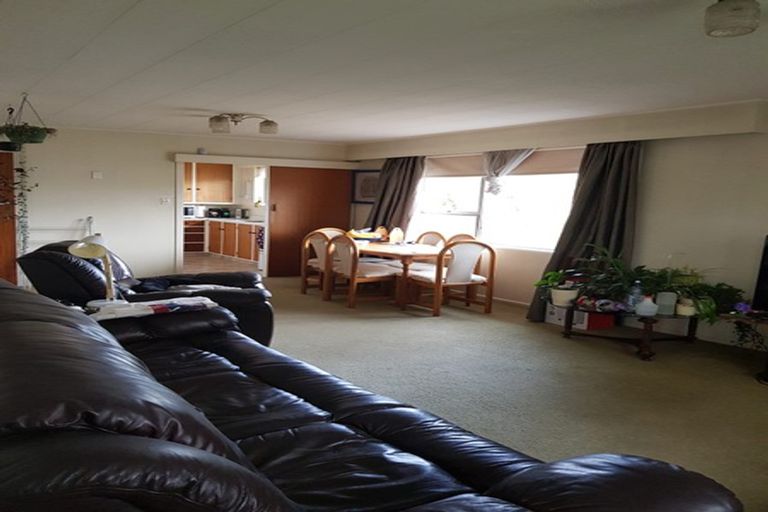 Photo of property in 2/306 Southland Road, Hastings, 4122