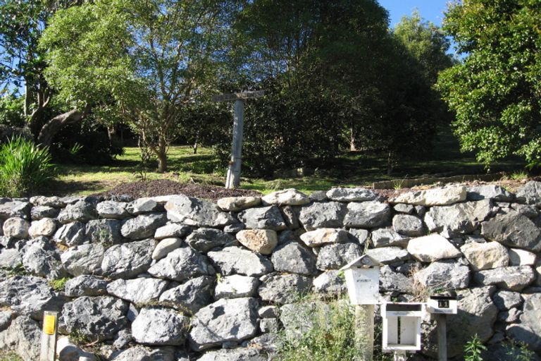 Photo of property in 13 Long Beach Road, Russell, 0202