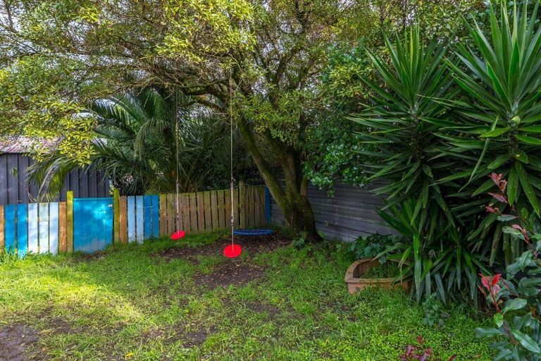 Photo of property in 15 Birdwood Street, Featherston, 5710