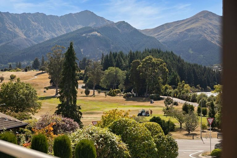 Photo of property in 732 Peninsula Road, Kelvin Heights, Queenstown, 9300