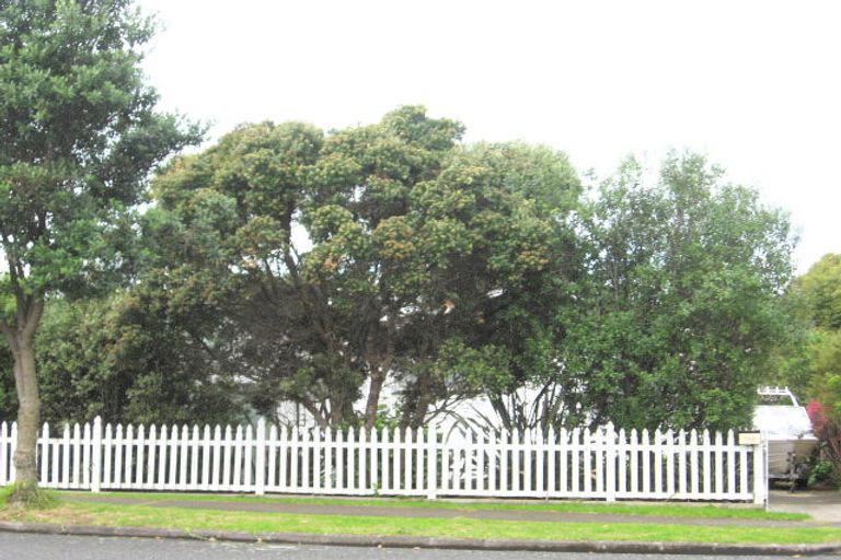 Photo of property in 156 Pigeon Mountain Road, Half Moon Bay, Auckland, 2012