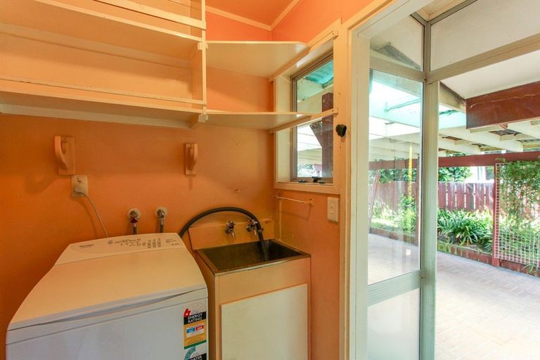 Photo of property in 17 Rewarewa Street, Owhata, Rotorua, 3010