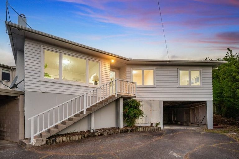 Photo of property in 2/54 Peach Road, Glenfield, Auckland, 0629