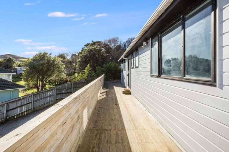 Photo of property in 10 Hereford Street, Cannons Creek, Porirua, 5024