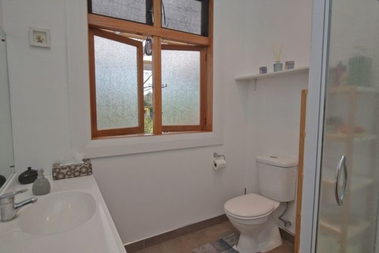 Photo of property in 155 Muhunoa East Road, Ohau, Levin, 5570