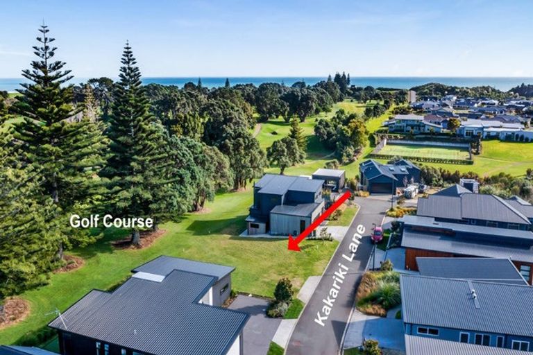 Photo of property in 5 Kakariki Lane, Waiwhakaiho, New Plymouth, 4312