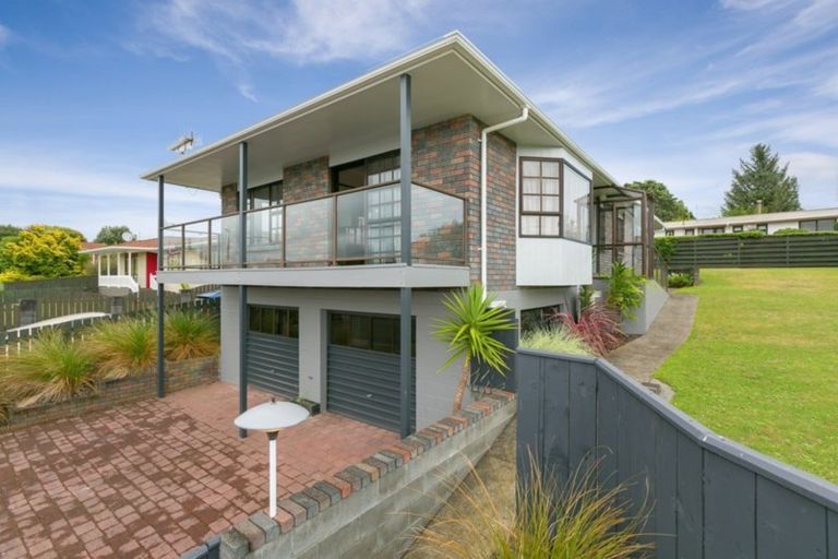 Photo of property in 6 Virginia Place, Whalers Gate, New Plymouth, 4310