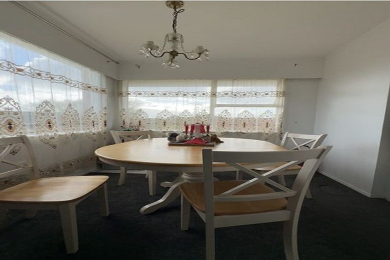 Photo of property in 3 Riverina Avenue, Pakuranga, Auckland, 2010