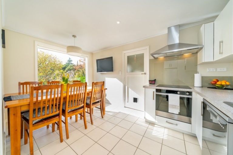 Photo of property in 9 Maymorn Road, Te Marua, Upper Hutt, 5018