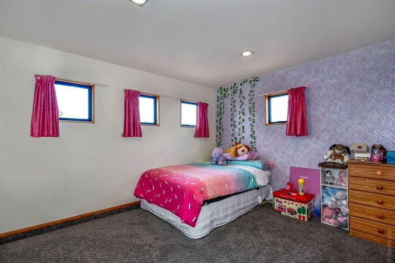 Photo of property in 7 Fairway Drive, Shirley, Christchurch, 8061