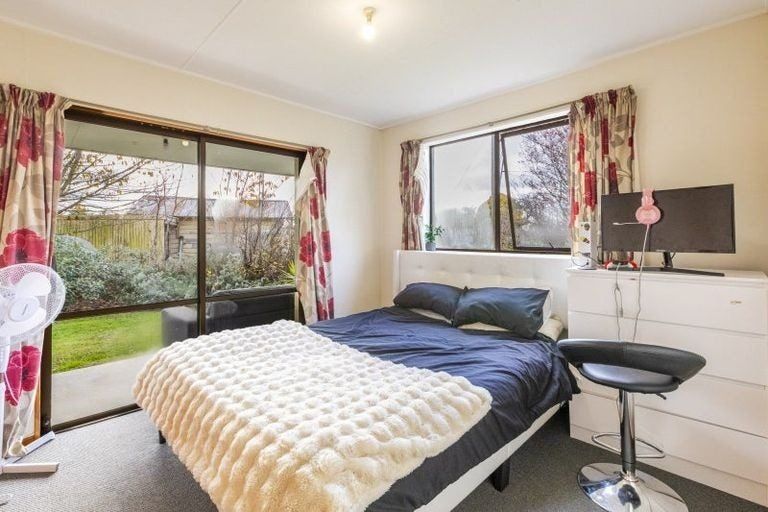 Photo of property in 35 Nancy Street, Takapau, 4203