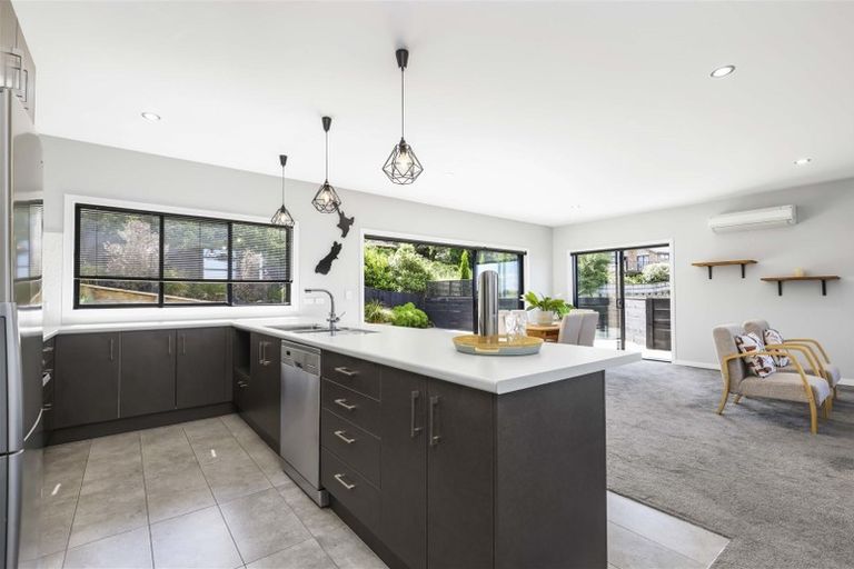 Photo of property in 43 Shrule Place, Huntington, Hamilton, 3210