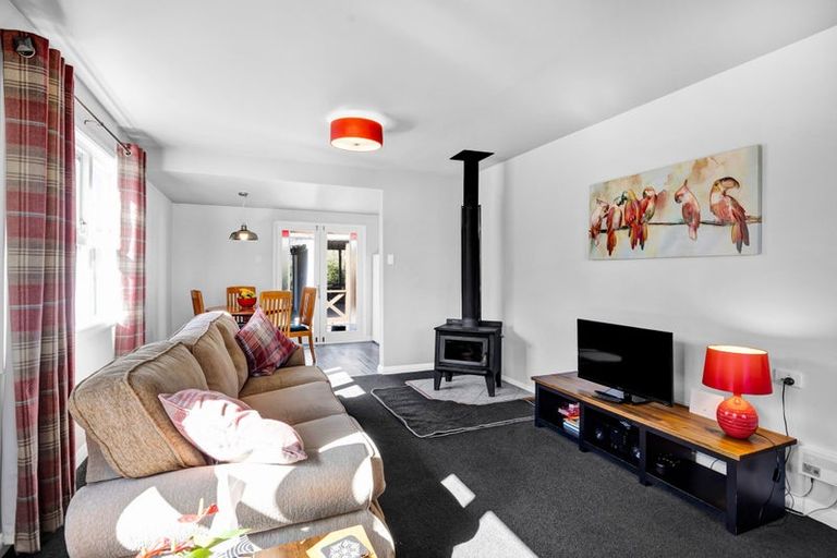 Photo of property in 22 Bath Street, Eltham, 4322