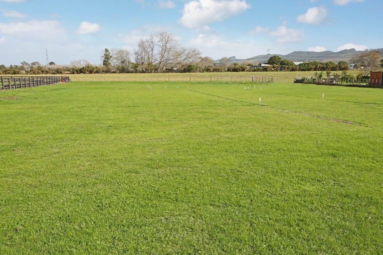 Photo of property in 35 Monument Road, Clevedon, Papakura, 2582