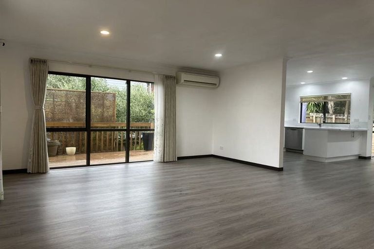 Photo of property in 11c Elliot Street, Howick, Auckland, 2014