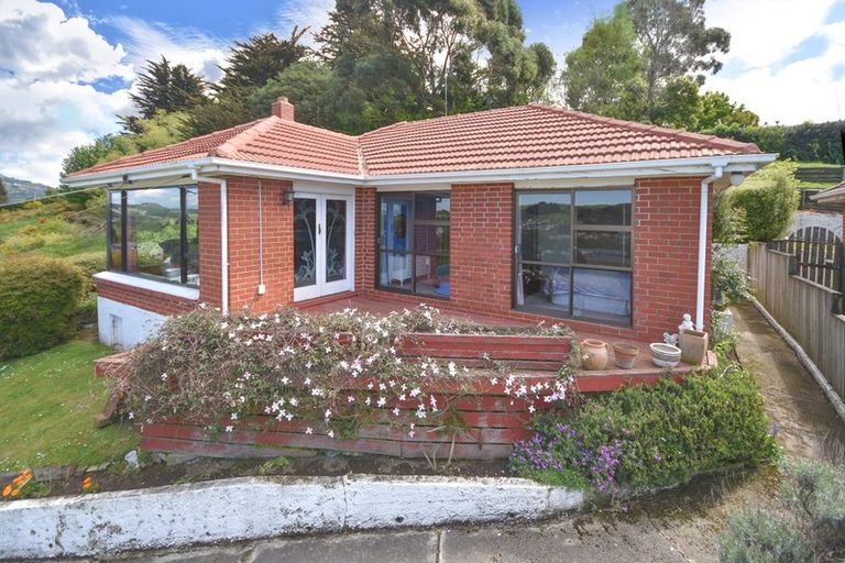 Photo of property in 44 Waldron Crescent, Green Island, Dunedin, 9018