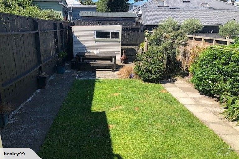 Photo of property in 10 Milton Street, Berhampore, Wellington, 6023