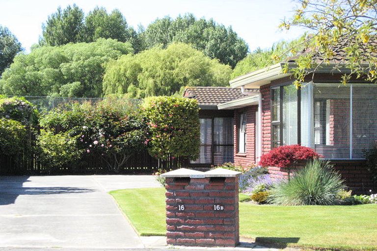 Photo of property in 16a Rubens Place, Burnside, Christchurch, 8053
