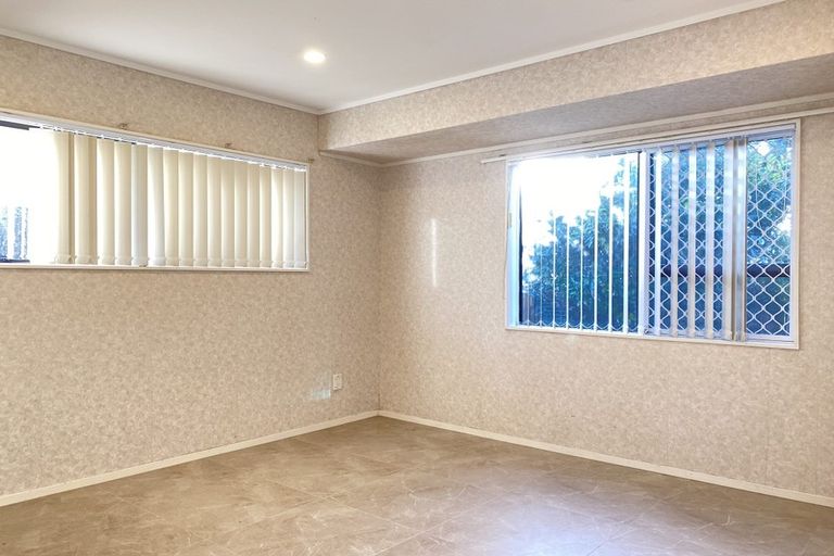 Photo of property in 1/13 Landscape Road, Papatoetoe, Auckland, 2025