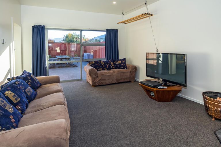 Photo of property in 76 North Street, Timaru, 7910