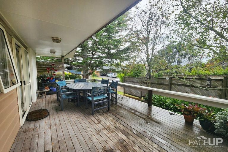 Photo of property in 26 Harbour Lights Close, West Harbour, Auckland, 0618