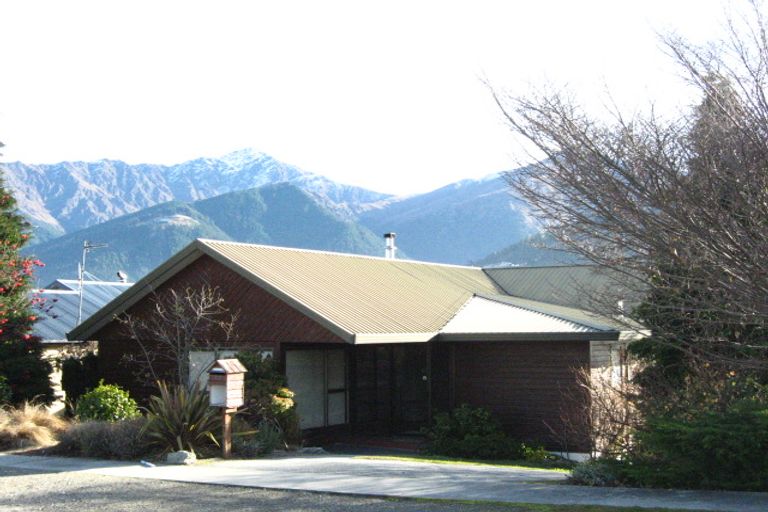 Photo of property in 44 Oregon Drive, Kelvin Heights, Queenstown, 9300