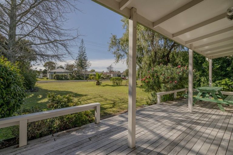 Photo of property in 52 Captain Cook Road, Cooks Beach, Whitianga, 3591