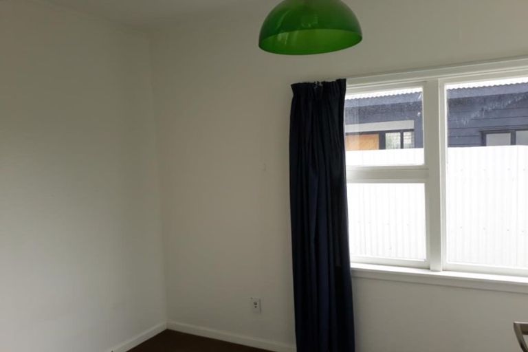 Photo of property in 119 Bowhill Road, New Brighton, Christchurch, 8083