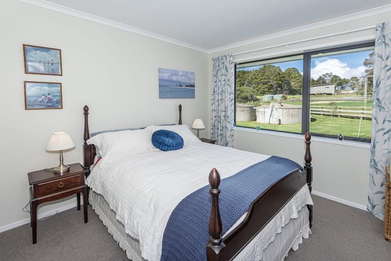 Photo of property in 11 Cherrywood Rise, Paparoa, 0571