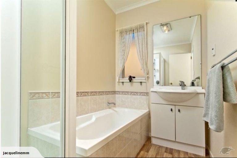 Photo of property in 9 Drummond Drive, Ranui, Auckland, 0612