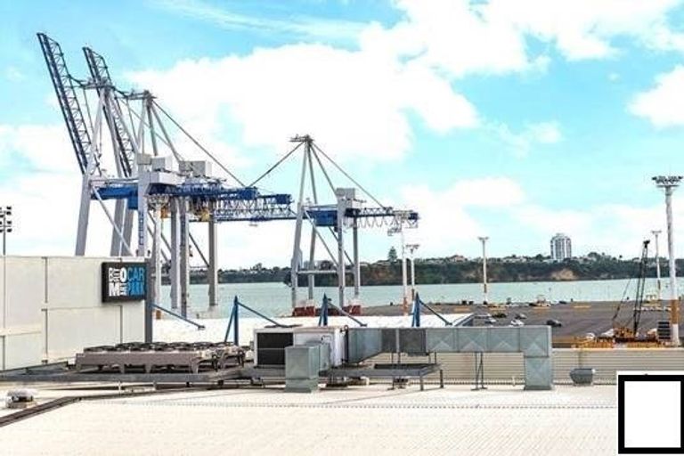 Photo of property in Scene Three Apartments, 602/30 Beach Road, Auckland Central, Auckland, 1010