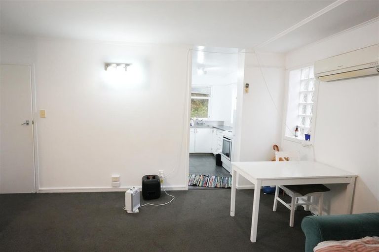 Photo of property in 9 Epsom Way, Karori, Wellington, 6012