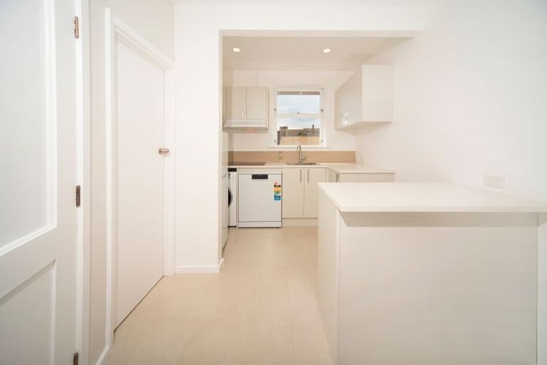 Photo of property in 1/14 Charisma Place, Randwick Park, Auckland, 2105