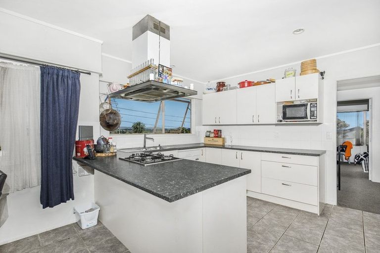 Photo of property in 20 Estuary Road, Weymouth, Auckland, 2103