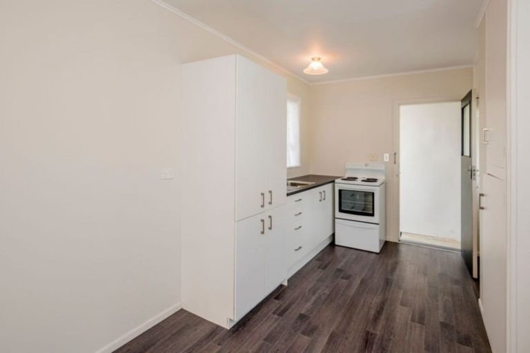 Photo of property in 118 Weraroa Road, Levin, 5510