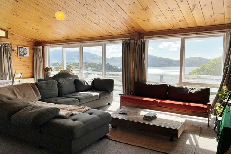 Photo of property in 18 Te Ra Crescent, Diamond Harbour, 8972