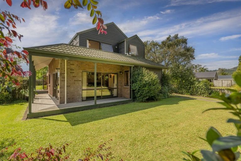 Photo of property in 93 Robinson Road, Whitianga, 3510