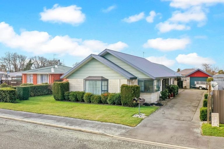 Photo of property in 6 Shearer Street, Tinwald, Ashburton, 7700