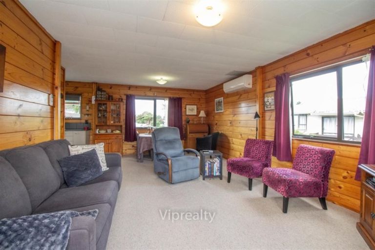 Photo of property in 3b Jet Place, Pukehangi, Rotorua, 3015