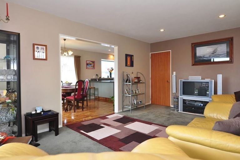 Photo of property in 1 Mcleish Lane, Spreydon, Christchurch, 8024