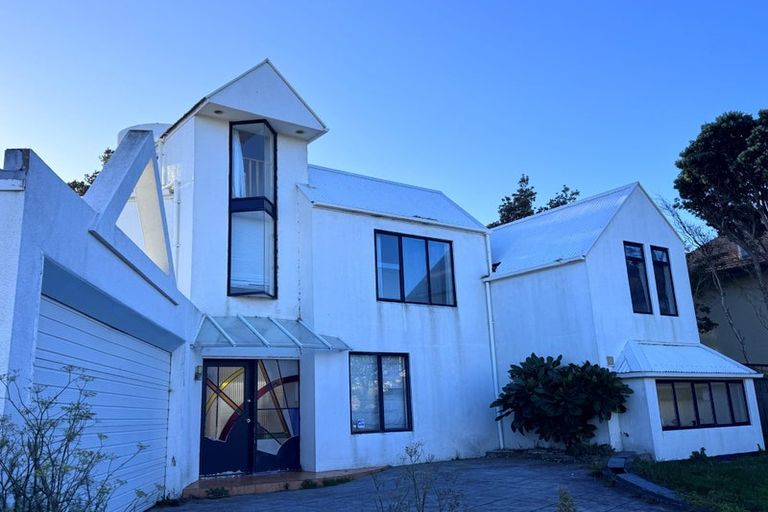 Photo of property in 80 Beacon Hill Road, Strathmore Park, Wellington, 6022