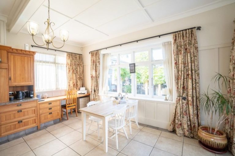 Photo of property in 45 Batt Street, West End, Palmerston North, 4410