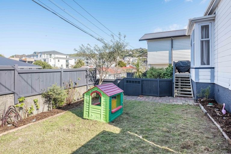 Photo of property in 446 Adelaide Road, Berhampore, Wellington, 6023